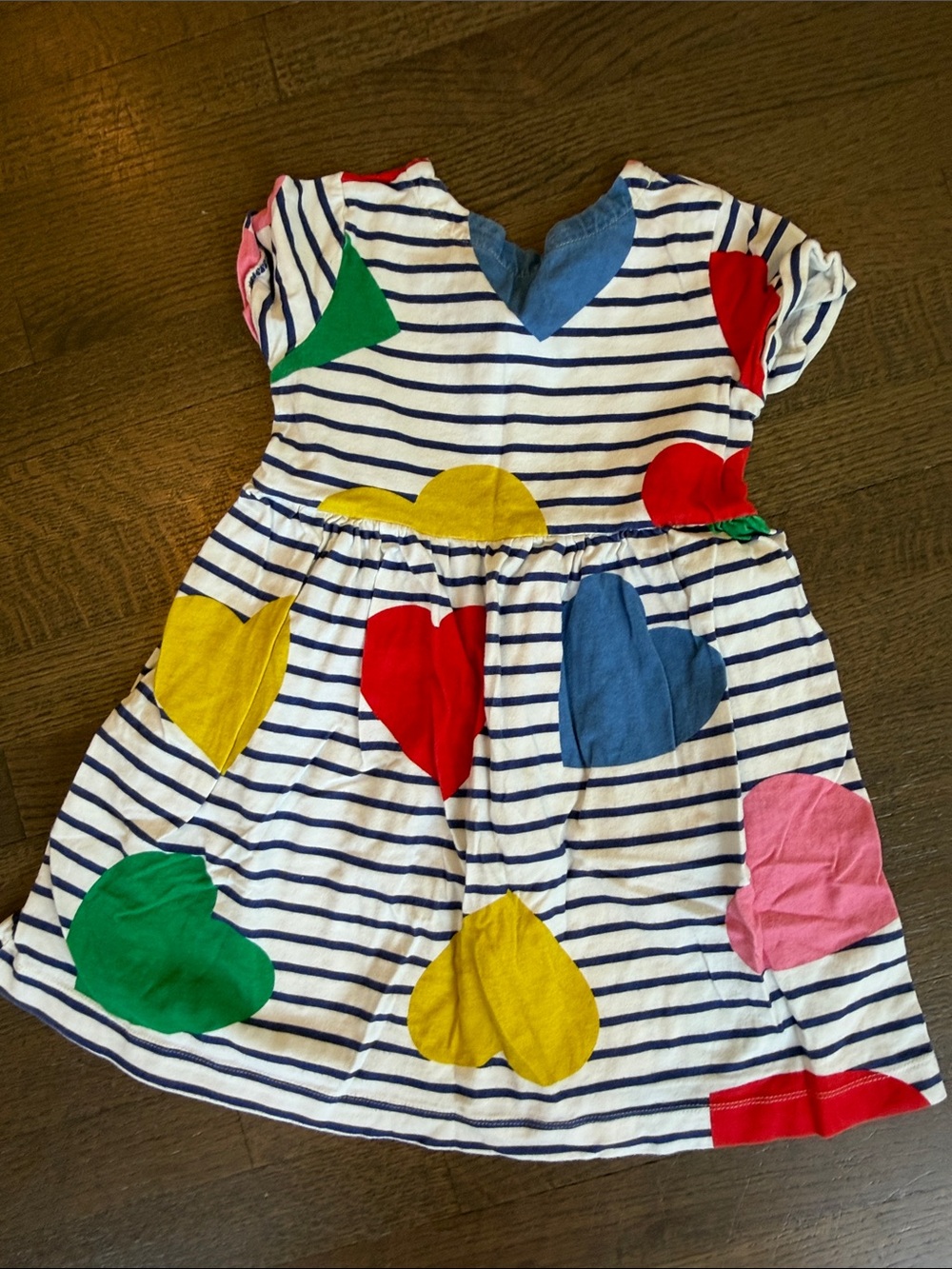Mini Boden Multicolor Heart-Print Striped T-Shirt Dress - size 6-7Y - Picture 3 of 3